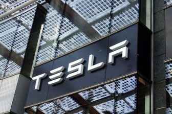 Tesla erhöht Preise für Model 3 in Europa aufgrund höherer Zölle